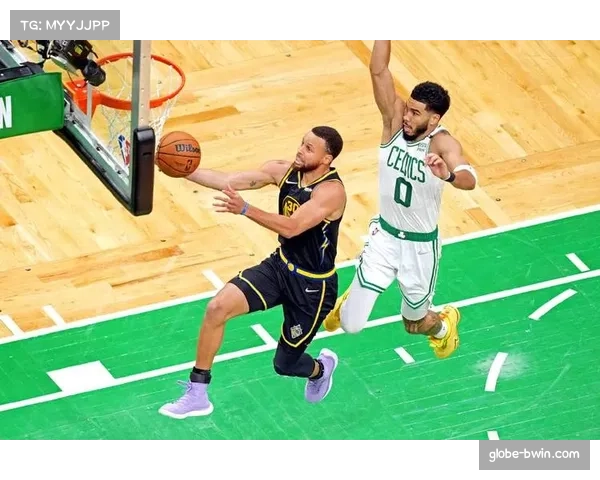 喷气机门将哈勒比克追平米勒纪录 目标第七个30胜赛季