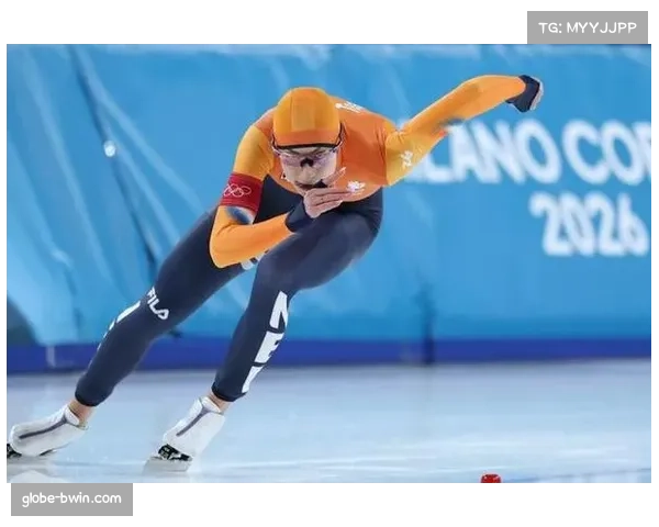 荷兰速滑再现“橙色风暴” 男子5000米包揽冠亚军